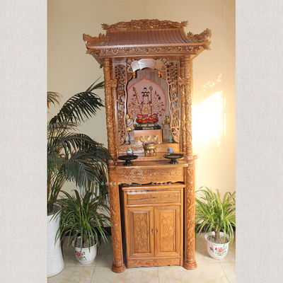 88双龙柱屋顶佛龛
