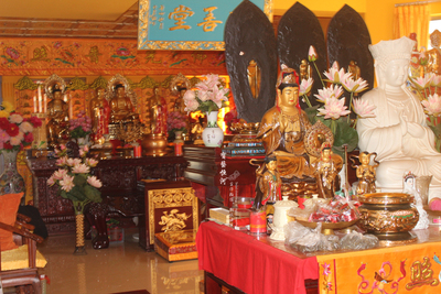 留言板 服务宗旨: 虔诚,高效,优质 成功案例 佛坛定制 家庭佛堂 合众